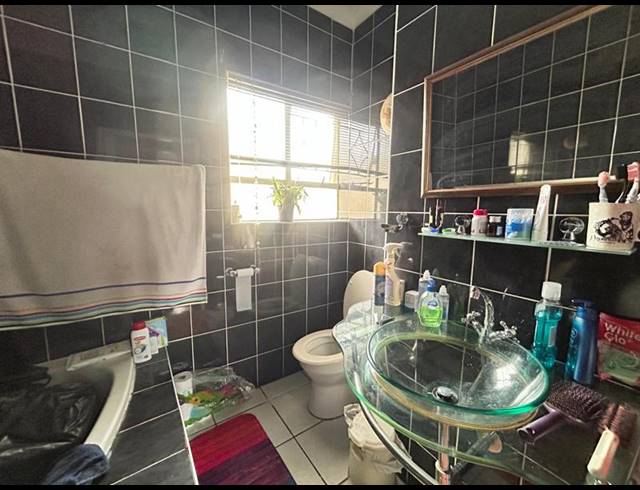 4 BEDROOM HOUSE FOR SALE IN RYNFIELD